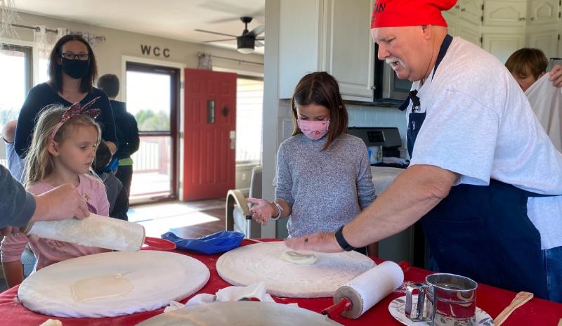 Featured image of post Lefse making November 21st and Julebord December 12!